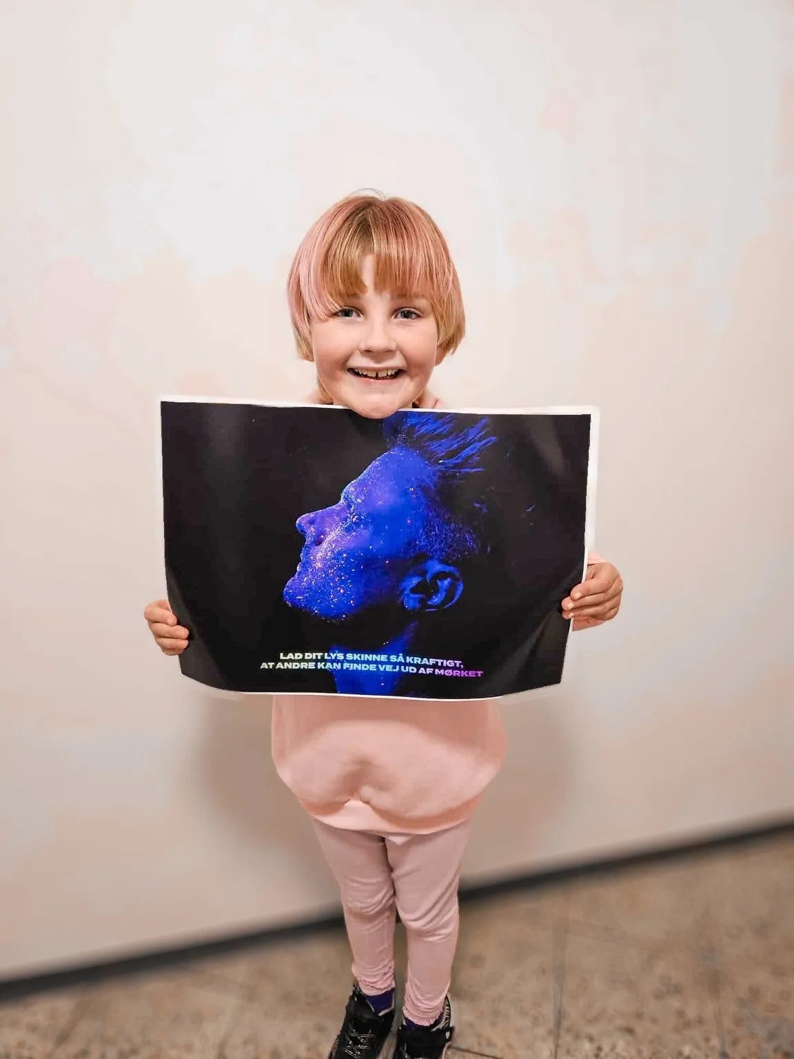 LYSENDE STJERNER - PLAKAT