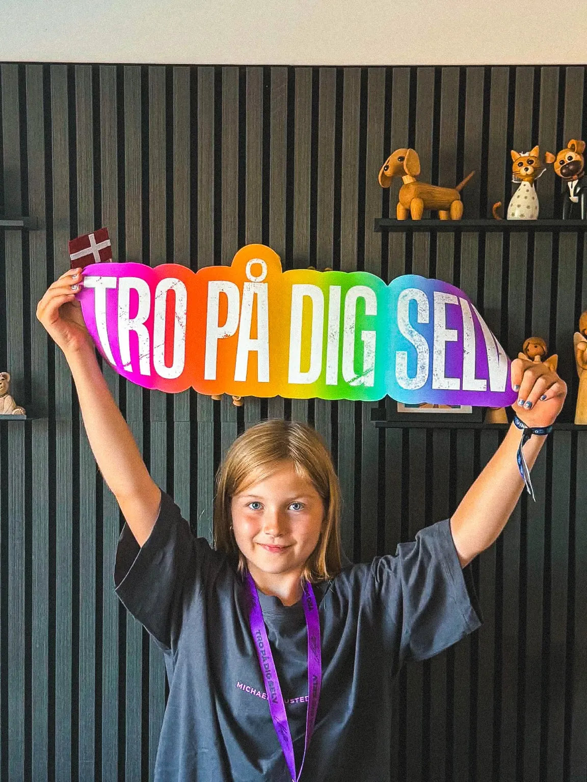 TRO PÅ DIG SELV - VÆGKLISTERMÆRKE