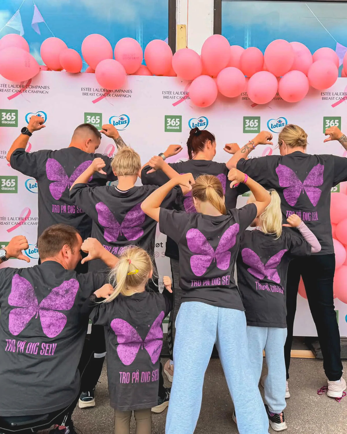 🦋 SOMMERFUGL - T-SHIRT