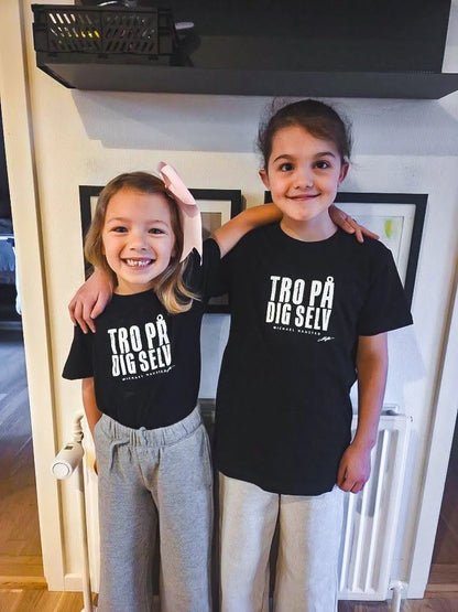 SORT TRO PÅ DIG SELV T-SHIRT - (Børn)